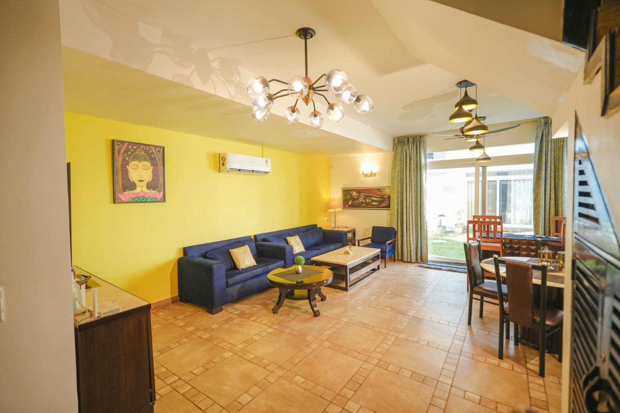 Villa M - Jia 3- 3Bhk In Candolim, Pool Facing, Near Beach, Breakfast Included Exterior foto