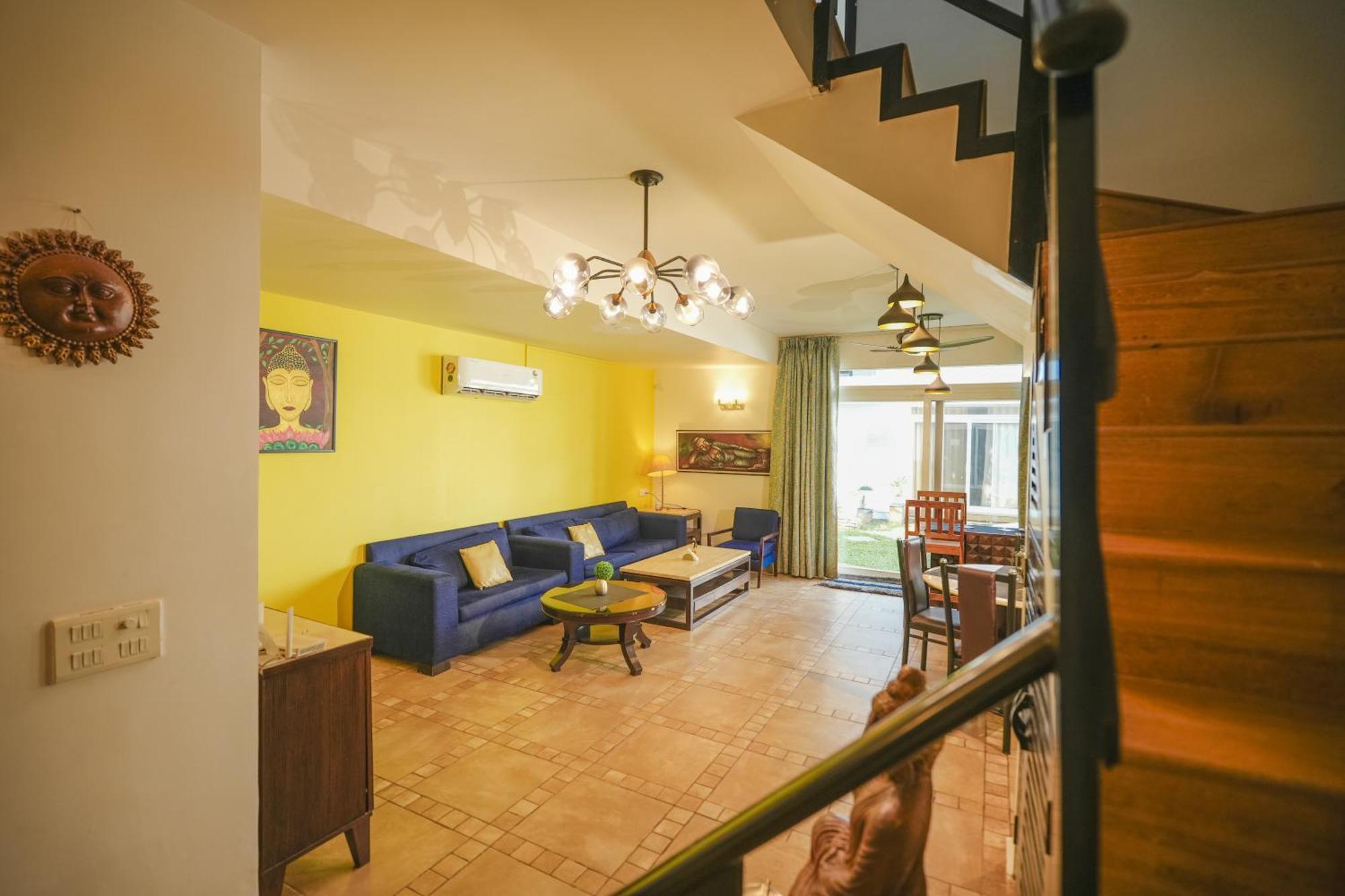 Villa M - Jia 3- 3Bhk In Candolim, Pool Facing, Near Beach, Breakfast Included Exterior foto