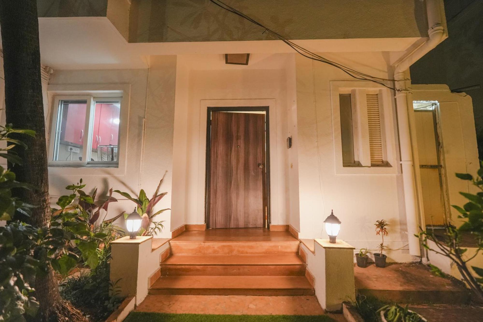 Villa M - Jia 3- 3Bhk In Candolim, Pool Facing, Near Beach, Breakfast Included Exterior foto