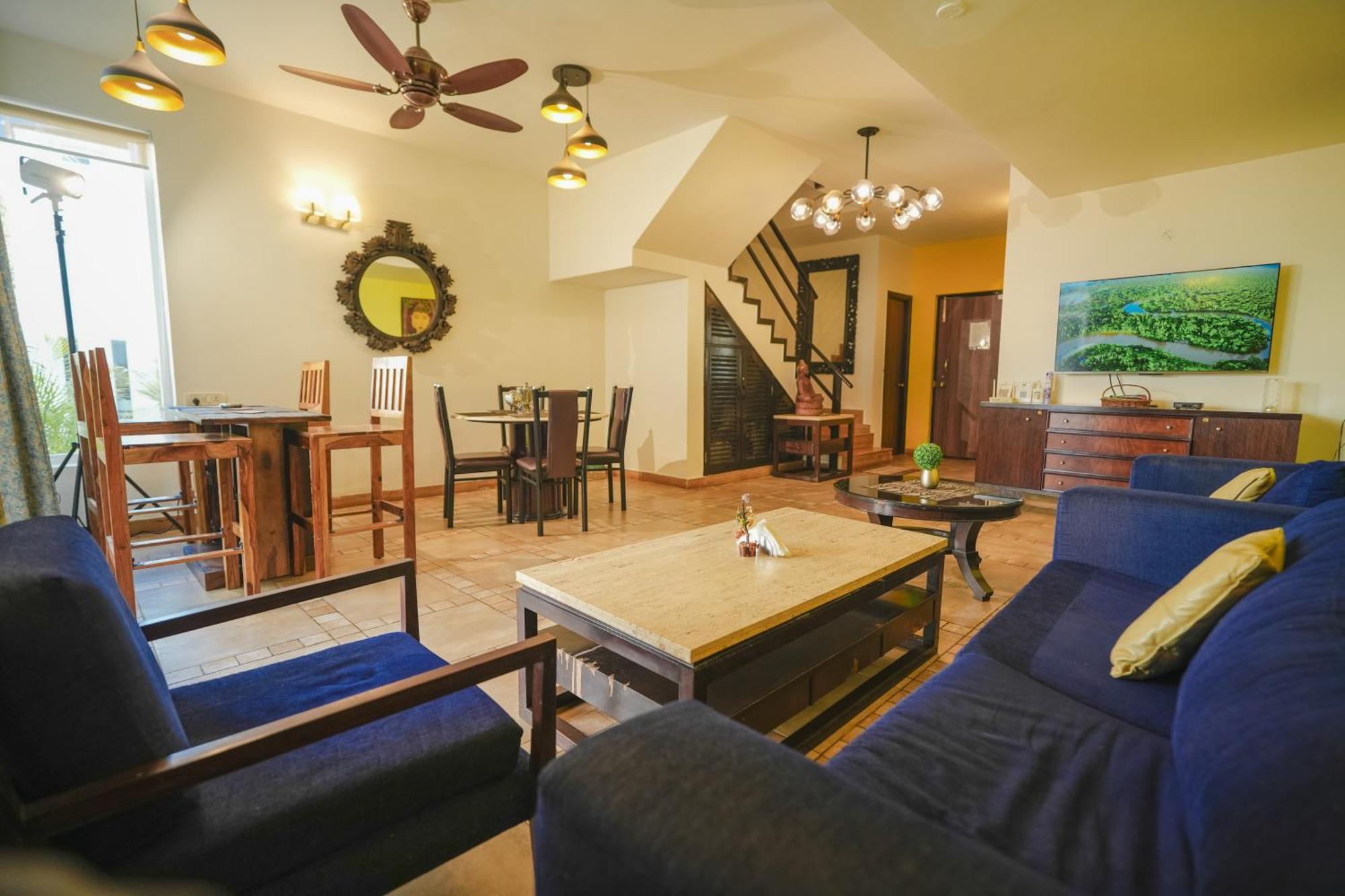 Villa M - Jia 3- 3Bhk In Candolim, Pool Facing, Near Beach, Breakfast Included Exterior foto